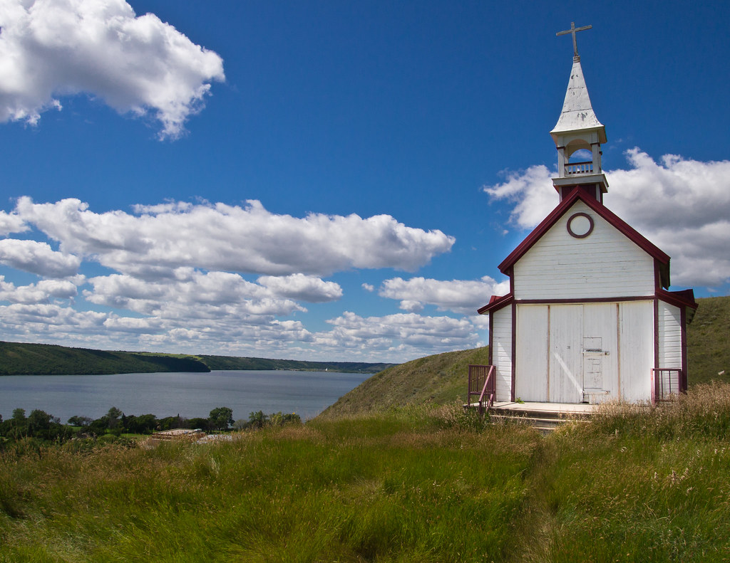 The Qu'Appelle Valley A view of the Qu'Appelle Valley in L… Flickr