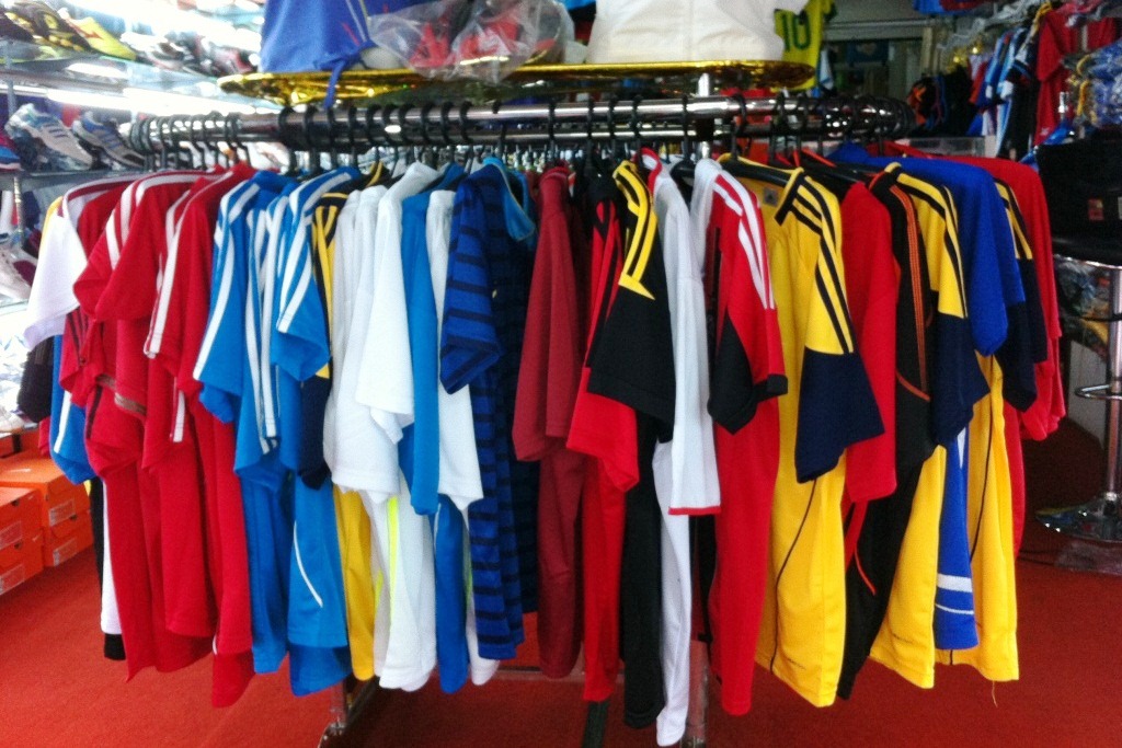 LPSports04 LP Sports New Opening at Khouvieng road, tel 0… Flickr