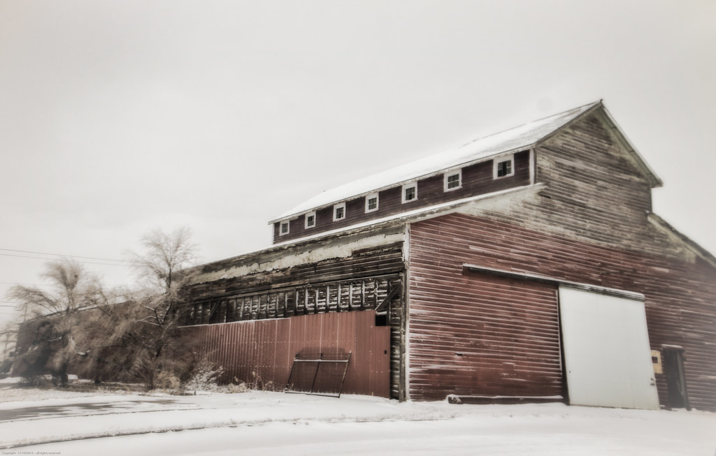old livery barn an old livery barn in Lemmon, SD during a … Flickr