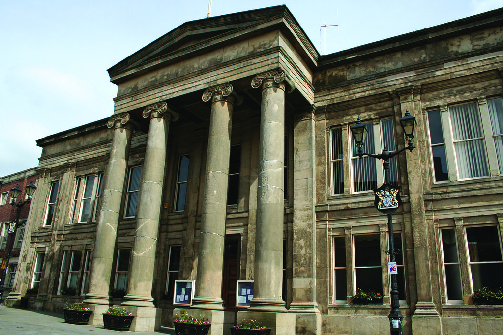Macclesfield Town Hall Cheshire East Council, Macclesfield… Flickr