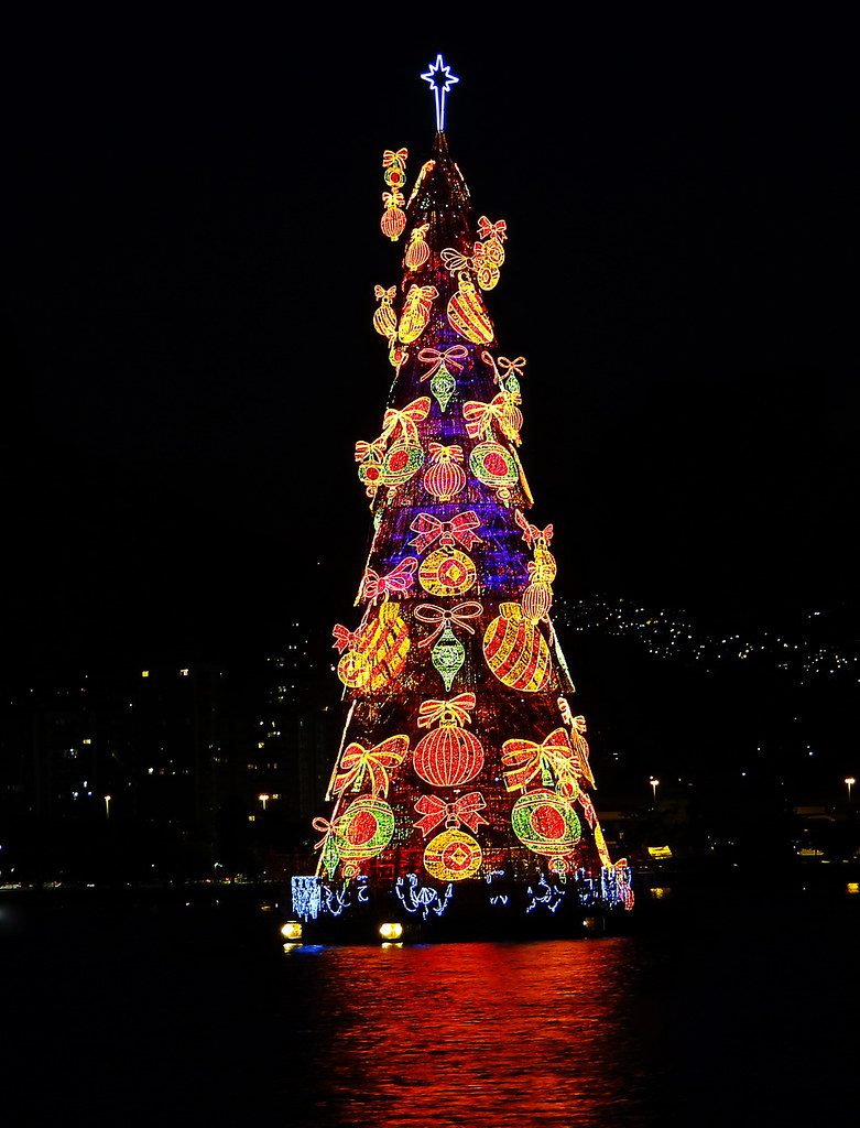 Christmas Tree at Lagoa Rodrigo de Freitas in Rio de Janei… Flickr