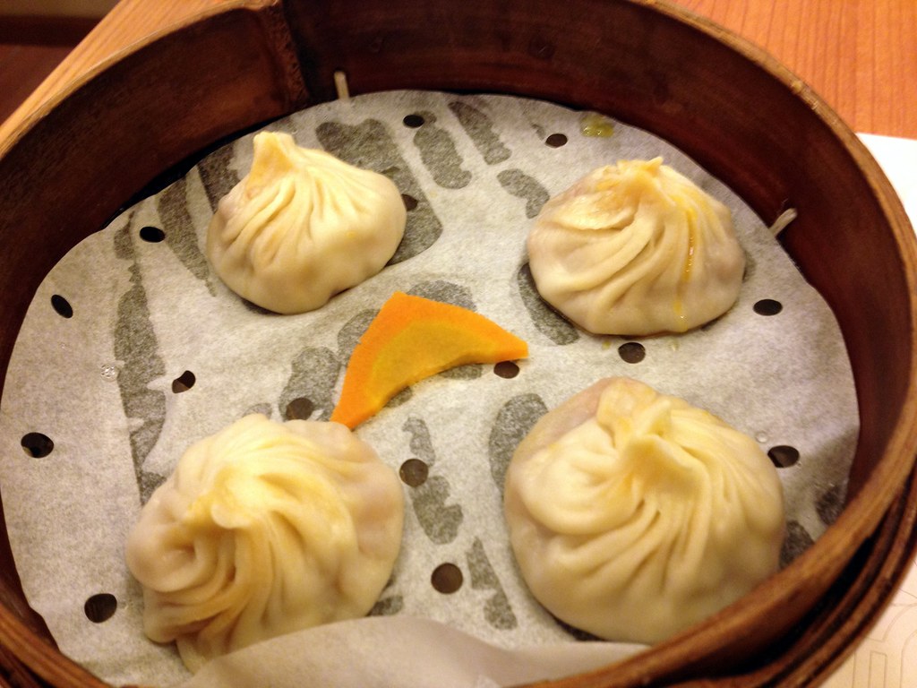 Nanxiang Steamed Bun Restaurant 南翔饅頭店 in Super Brand Mall Flickr