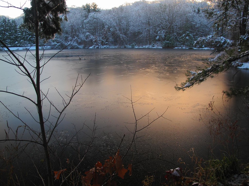 Melody Lake In Winter_5347 One of my favorite places to ph… Flickr