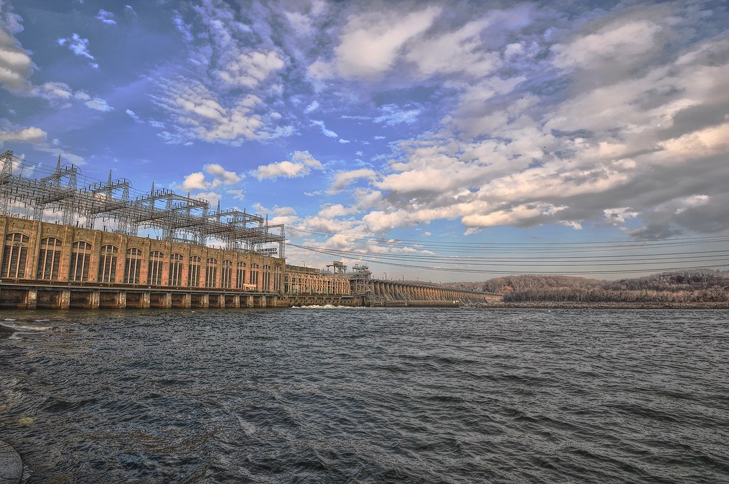 Conowingo Dam, MD The Conowingo Dam (also Conowingo Hydroe… Flickr