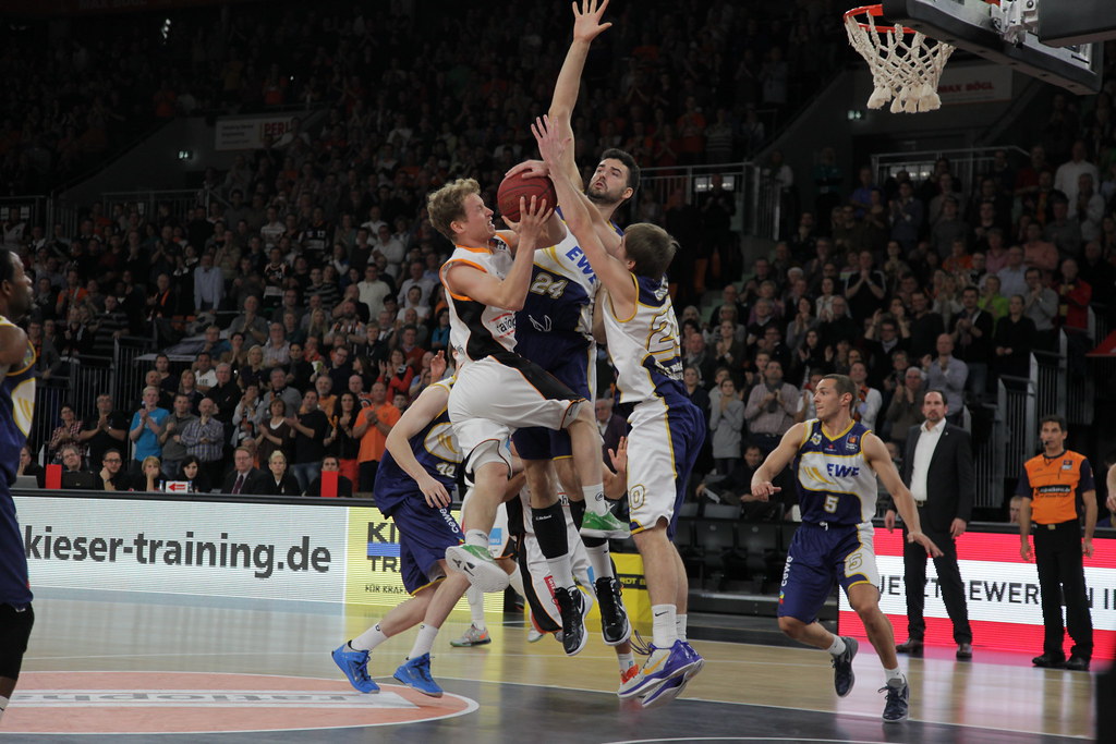 9. Spieltag ratiopharm ulm EWE Baskets Oldenburg (2012/1… Flickr