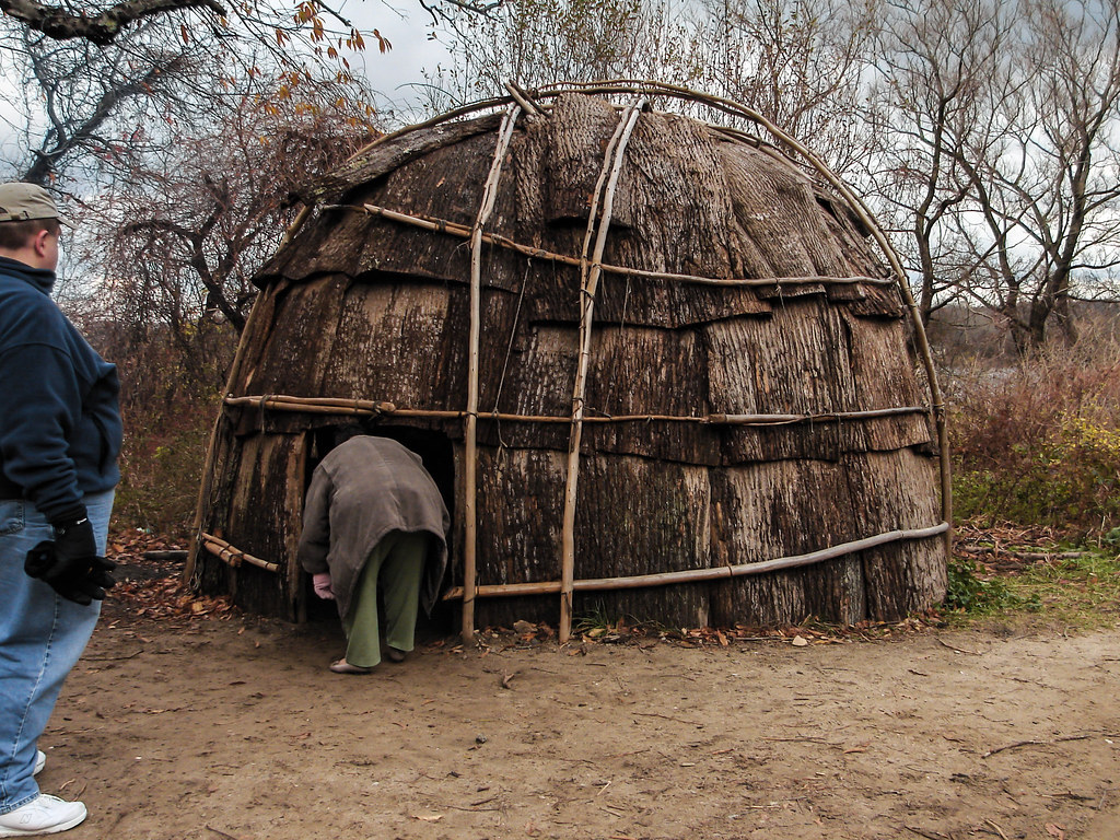 Wampanoag shelter Plimoth Plantation, Thanksgiving 2005 Margo