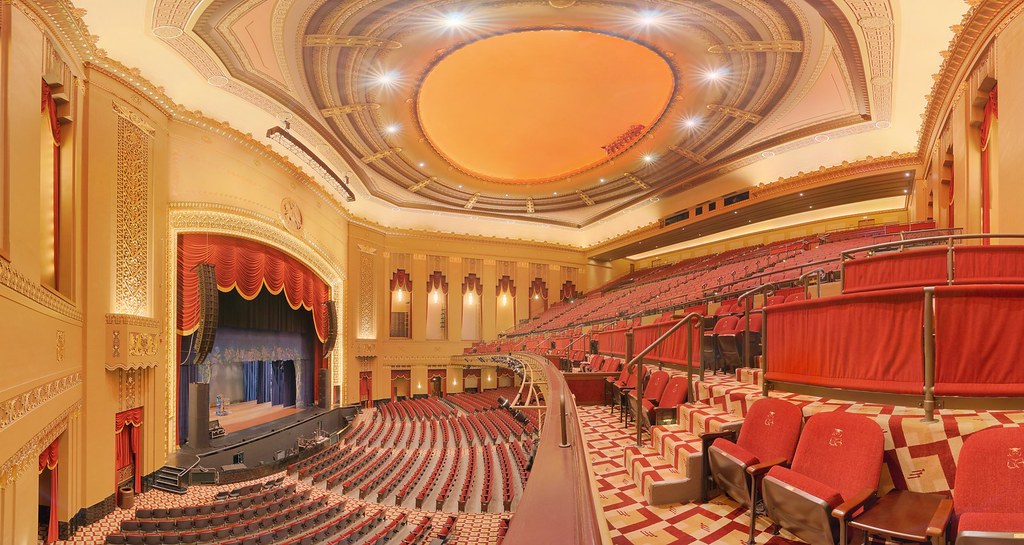 Peabody Opera House, St Louis, Missouri Christian Dionne Flickr