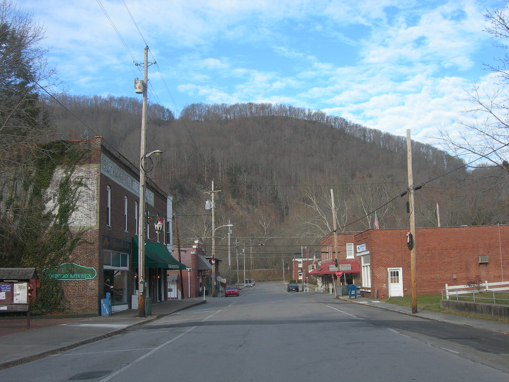 Downtown Cumberland Gap, Tennessee Jimmy Emerson, DVM Flickr
