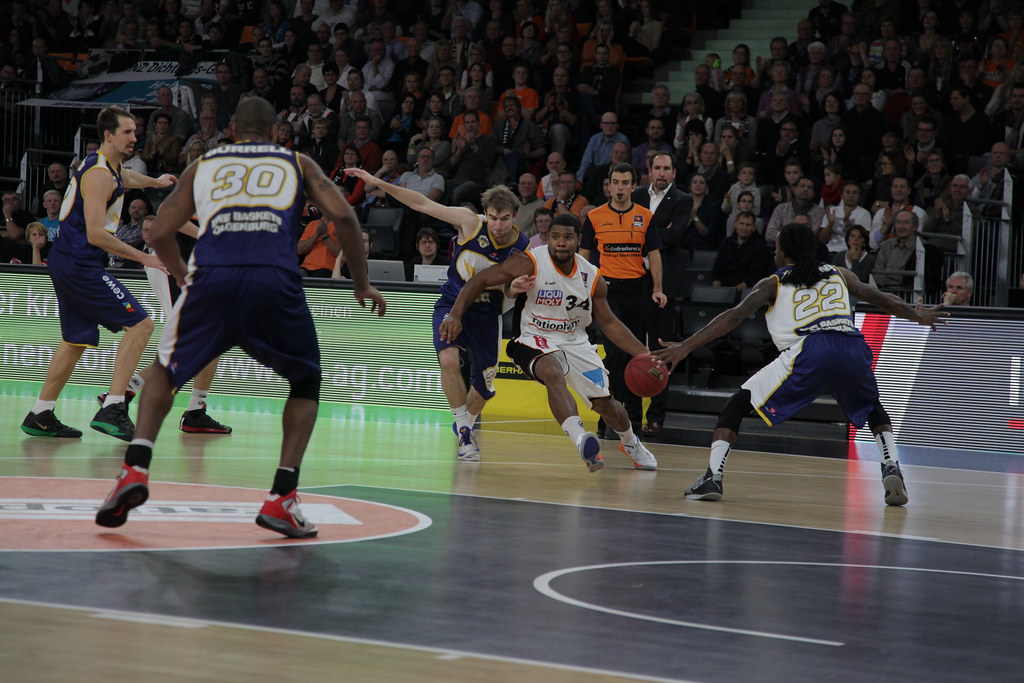 9. Spieltag ratiopharm ulm EWE Baskets Oldenburg (2012/1… Flickr