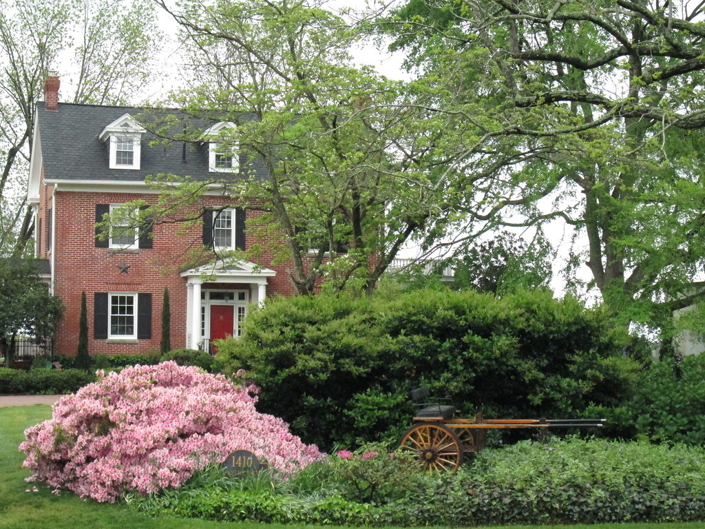 Around Olde Wythe Hampton VA Scarlet Turpin Flickr