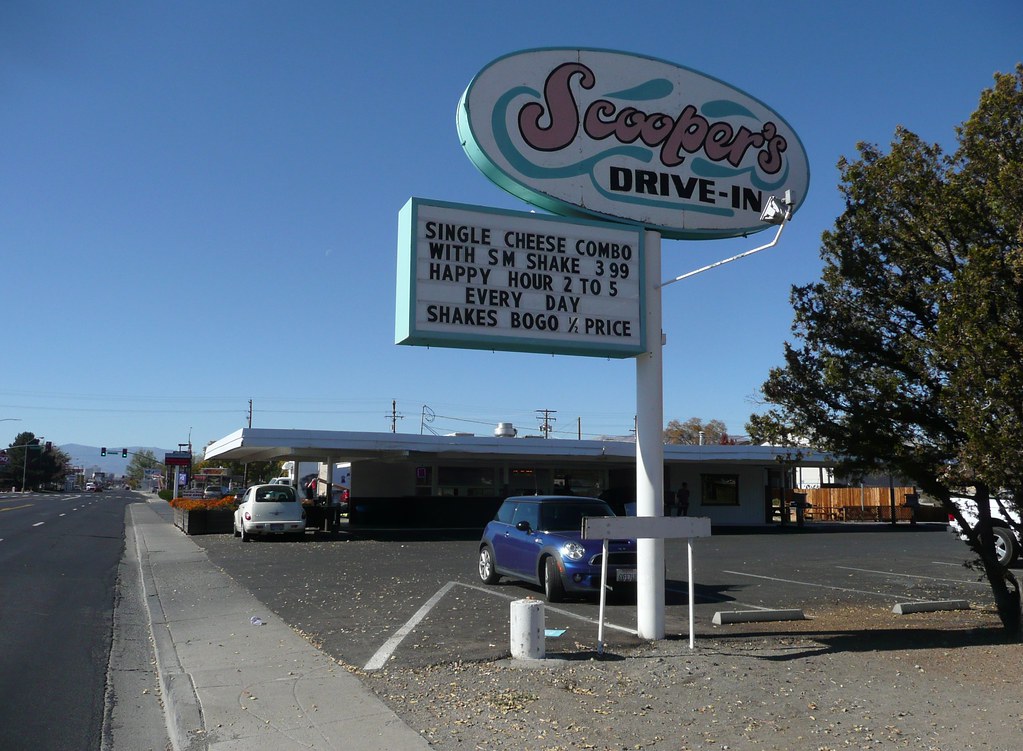 SCOOPER'S DRIVE IN SPARKS NEVADA 1356 Prater Way . Frank Kelsey