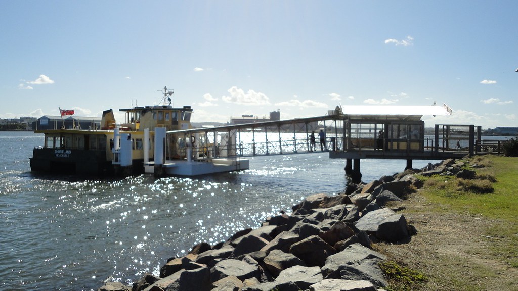 Stockton Ferry Wharf looking North at low tide Christine P… Flickr