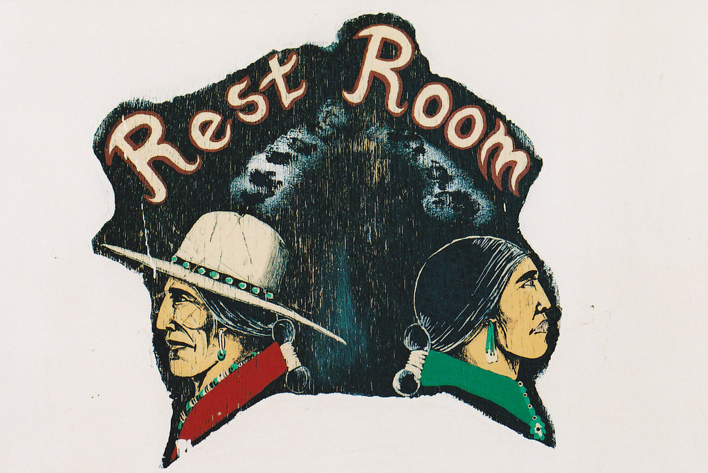 Trading Post Mural Teec Nos Pos, Arizona The sign in fro… Flickr