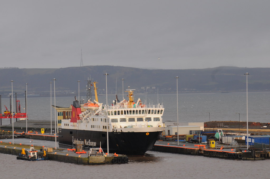 MV ISLE OF LEWIS The StornowayUllapool ferry arrives at L… Flickr
