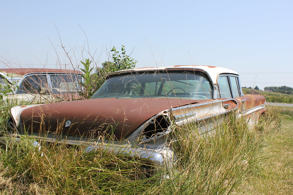 Higginsville, Missouri Old cars in Higginsville MO 2012. Flickr