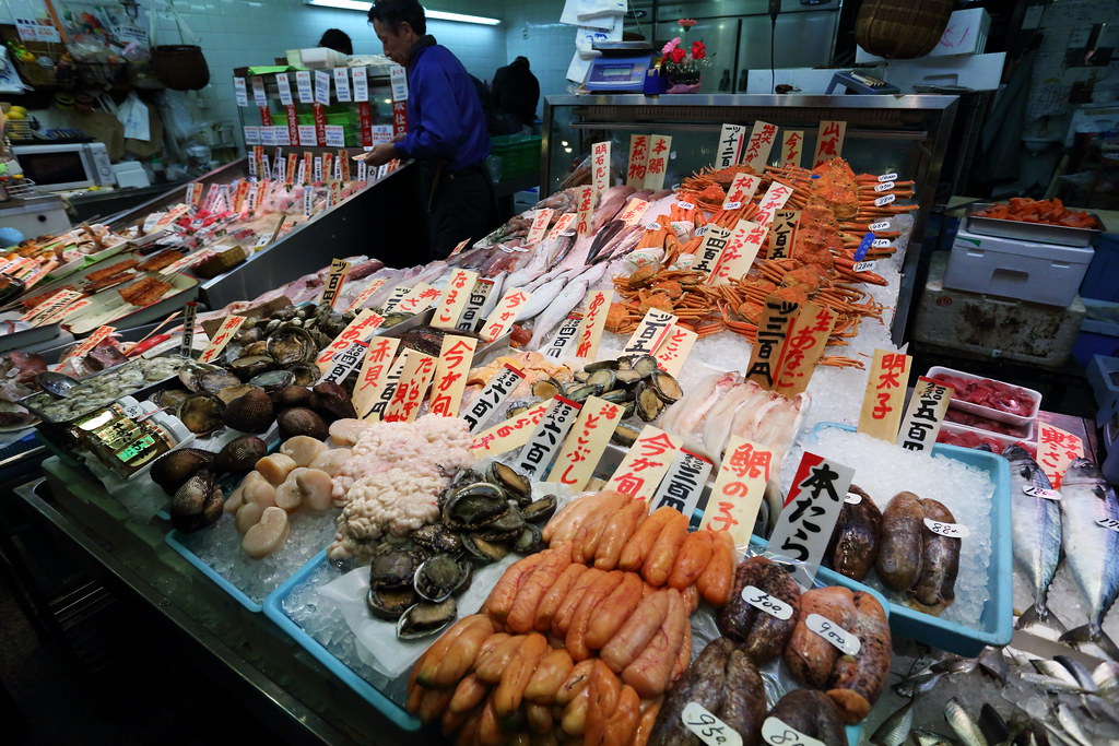 Fish market Located Nishiki Ichiba Market, Kyoto. Dec 22… Flickr