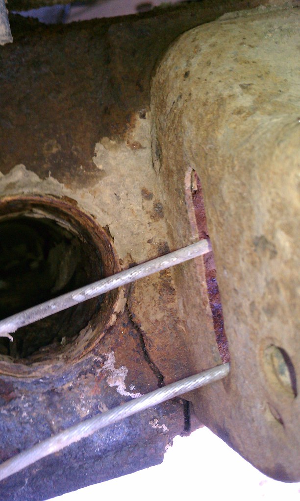 IMAG0080 Frames breaking again. Time for a new frame slipknot