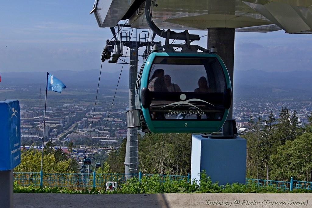 Gondola chair lift in YuzhnoSakhalinsk a photo on Flickriver
