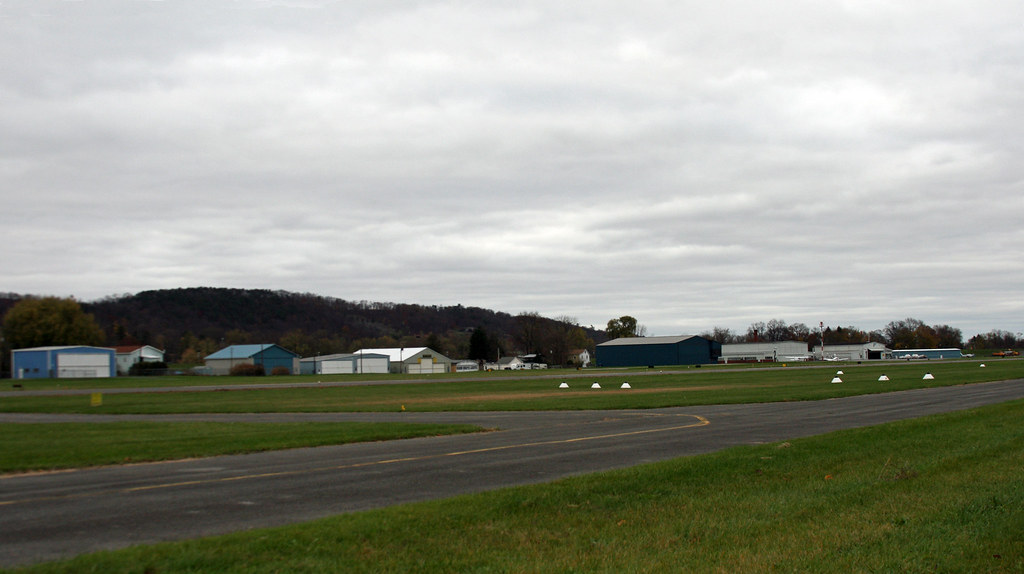 Lock Haven, PA William T Piper Memorial Airport (LHV K… Flickr