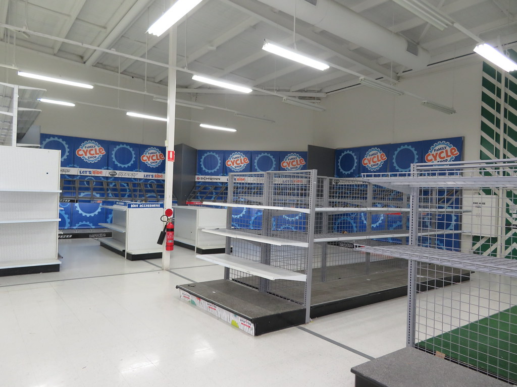 Toys R Us Noarlunga Closing Down Toys R Us store in Noarlu… Flickr