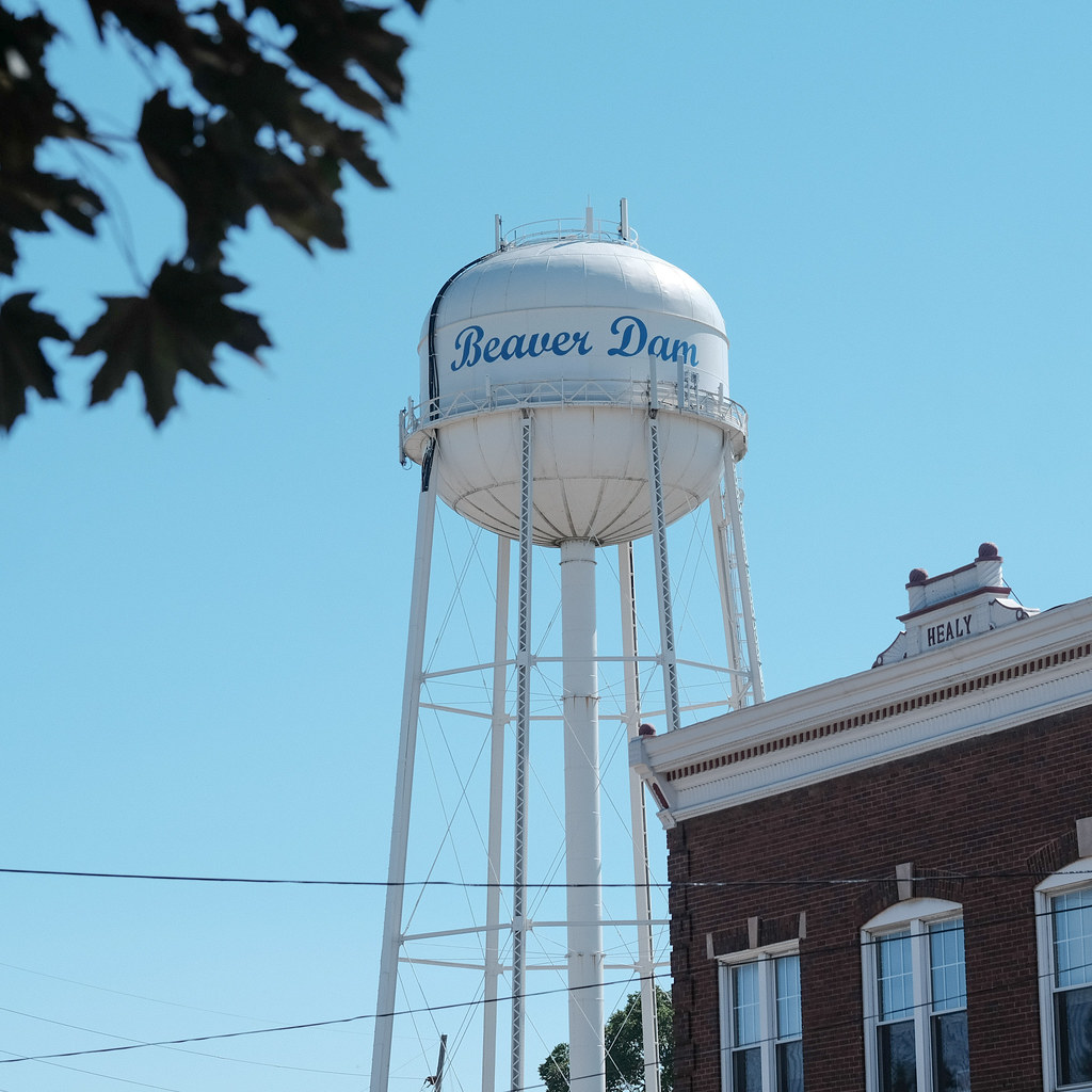 Beaver Dam Water Tower Beaver Dam, WI Zach Korb Flickr