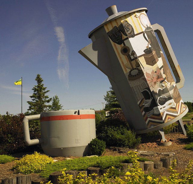 World's Largest Coffee Pot/Davisdson, Saskatchewan Flickr