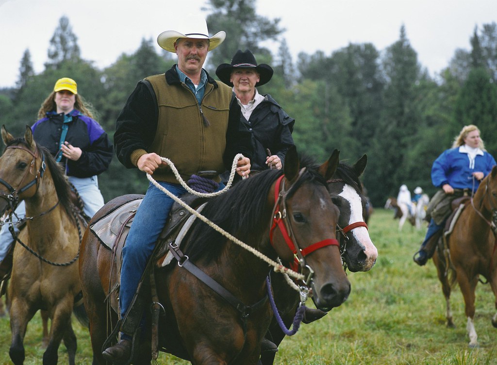 Molalla Buckeroo Trail Ride group of riders close 084 Flickr
