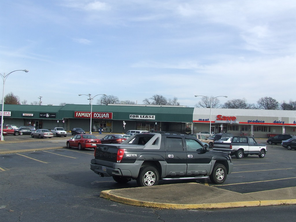 Lamar Airways from the parking lot a photo on Flickriver