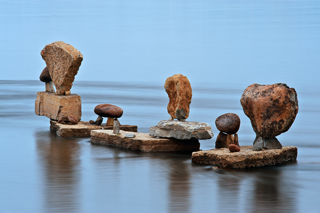 River sculpture_Sep2011_122 Layla bachman Flickr