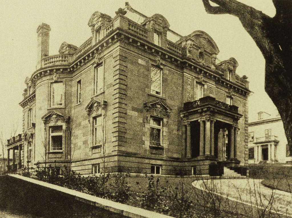 Montréal, vers 1915. Le 3630, rue Drummond. Résidence Char… Flickr