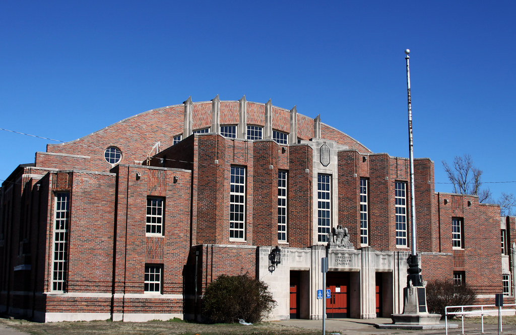 Da' Illinois National Guard Armory When lost in..... Flickr