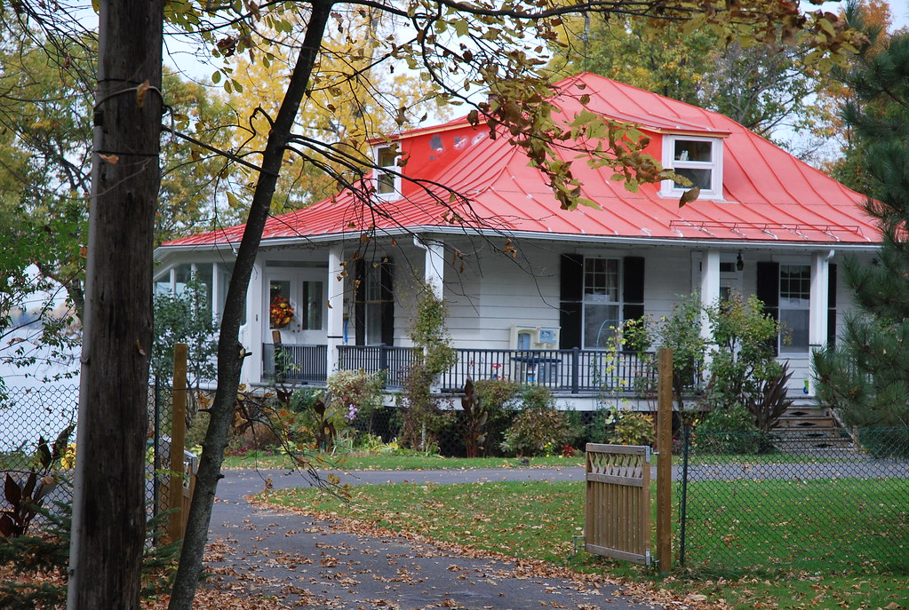 Cottage de la famille Rivard, 1687, chemin du BordduLac … Flickr