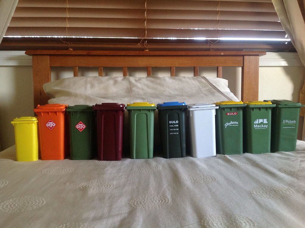 My 10 Favourite Mini Bins This includes 1x Yellow SSI SCH… Flickr