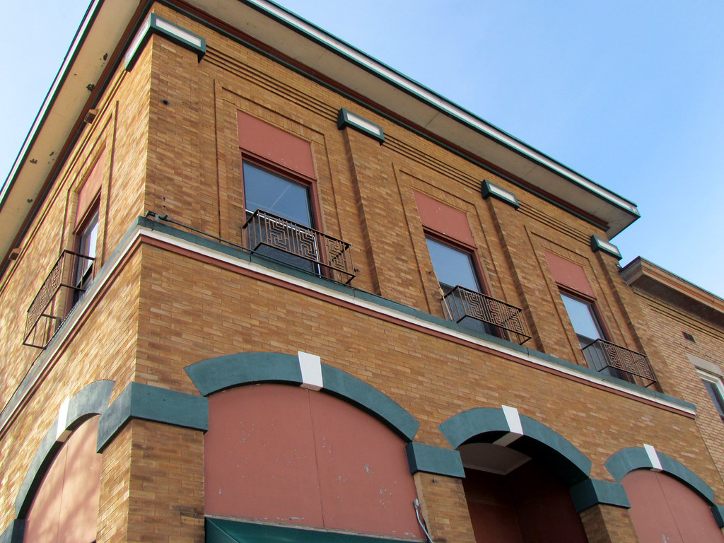 Downtown, Eldridge.Iowa Lawyers office karen Flickr