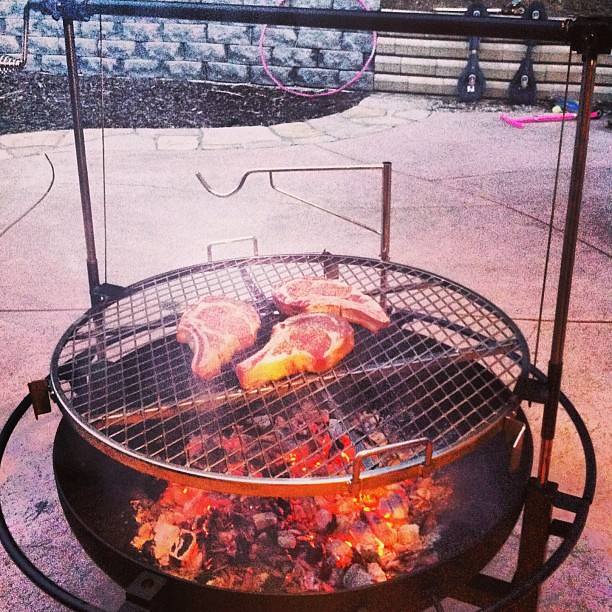 Using our fire pit/grill for dinner. A little midification… Flickr