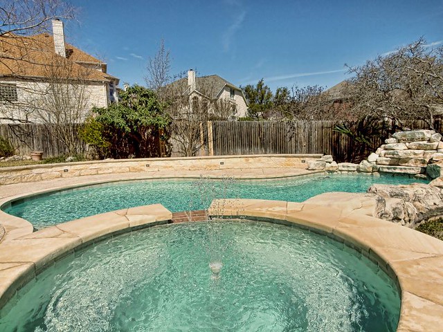 Spa OLYMPUS DIGITAL CAMERA Better Homes and Gardens Real Estate