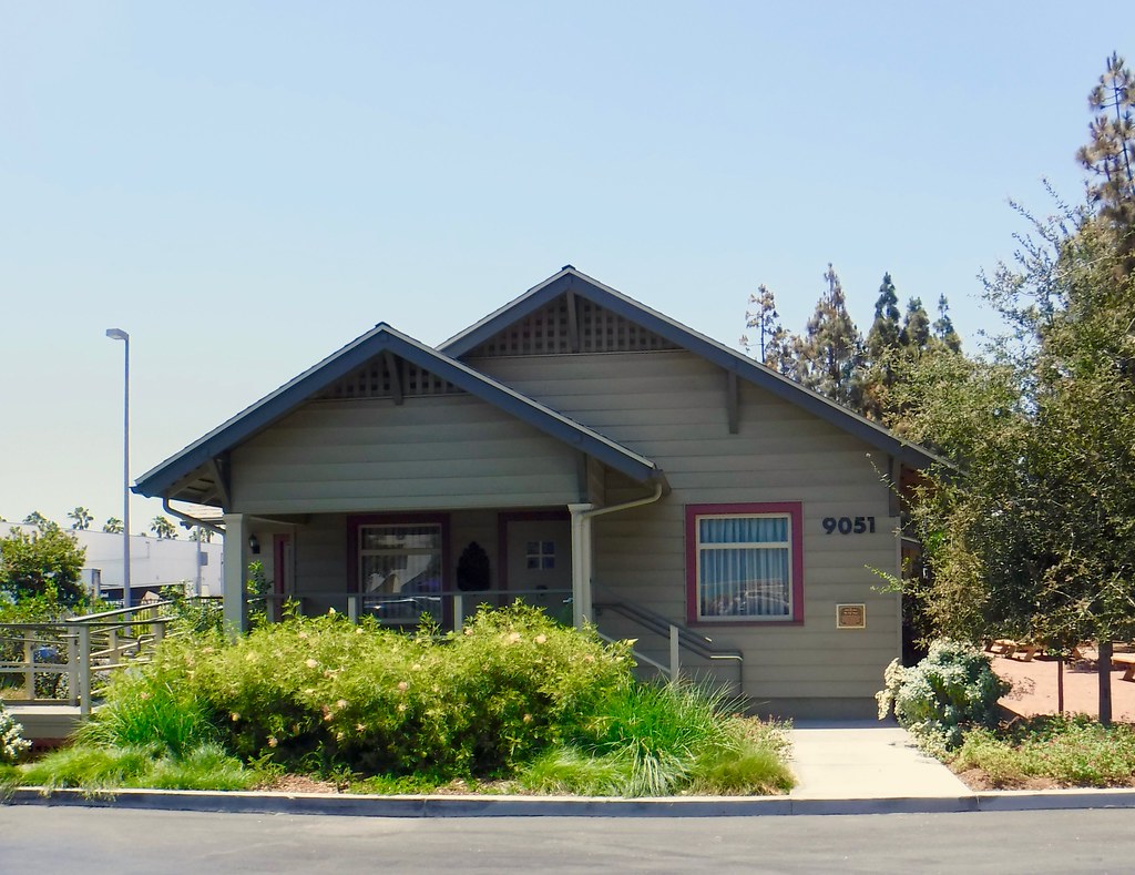 The Disneyland Pope House a photo on Flickriver