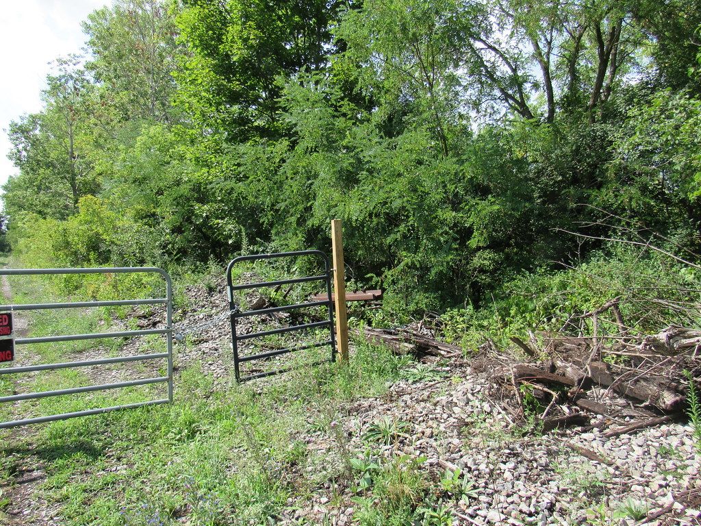 West Shore RR ROW, Warners, NY I'm pretty sure that parts … Flickr