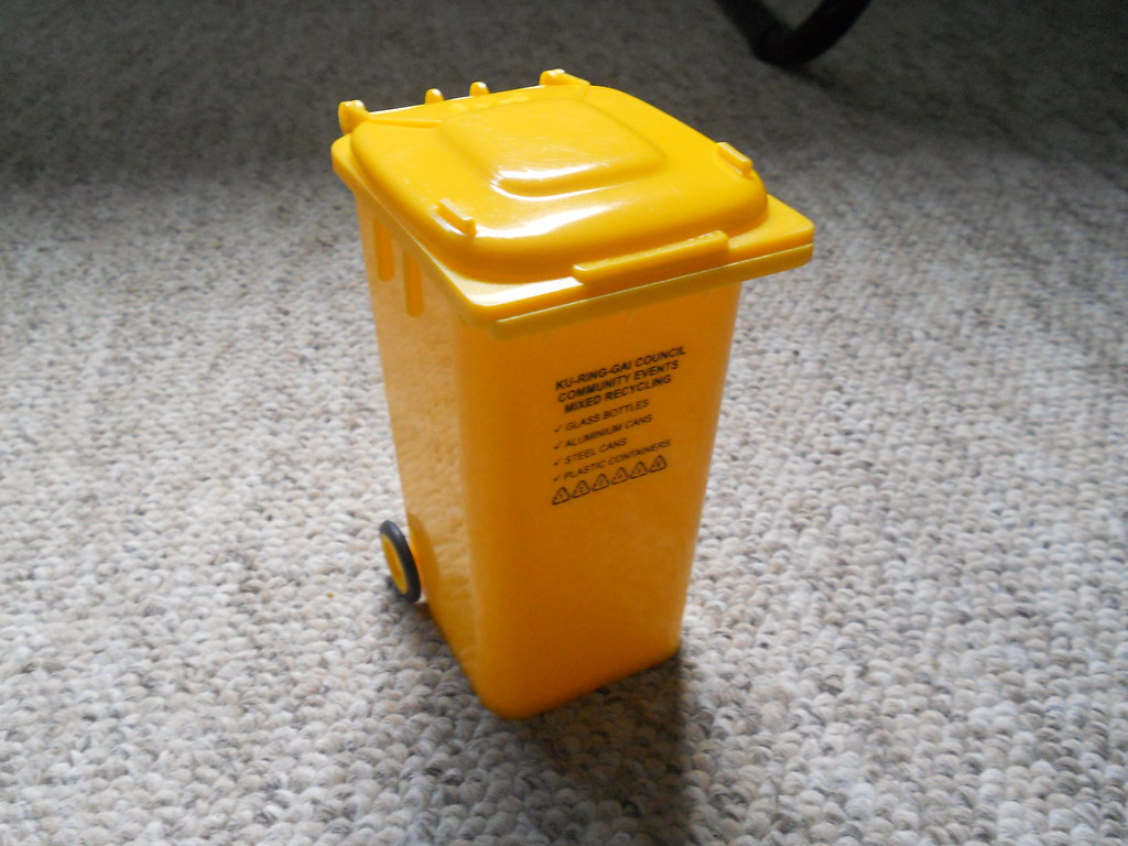 Ku Ring Gai Mixed Recycling Events Mini Bin I got this min… Flickr