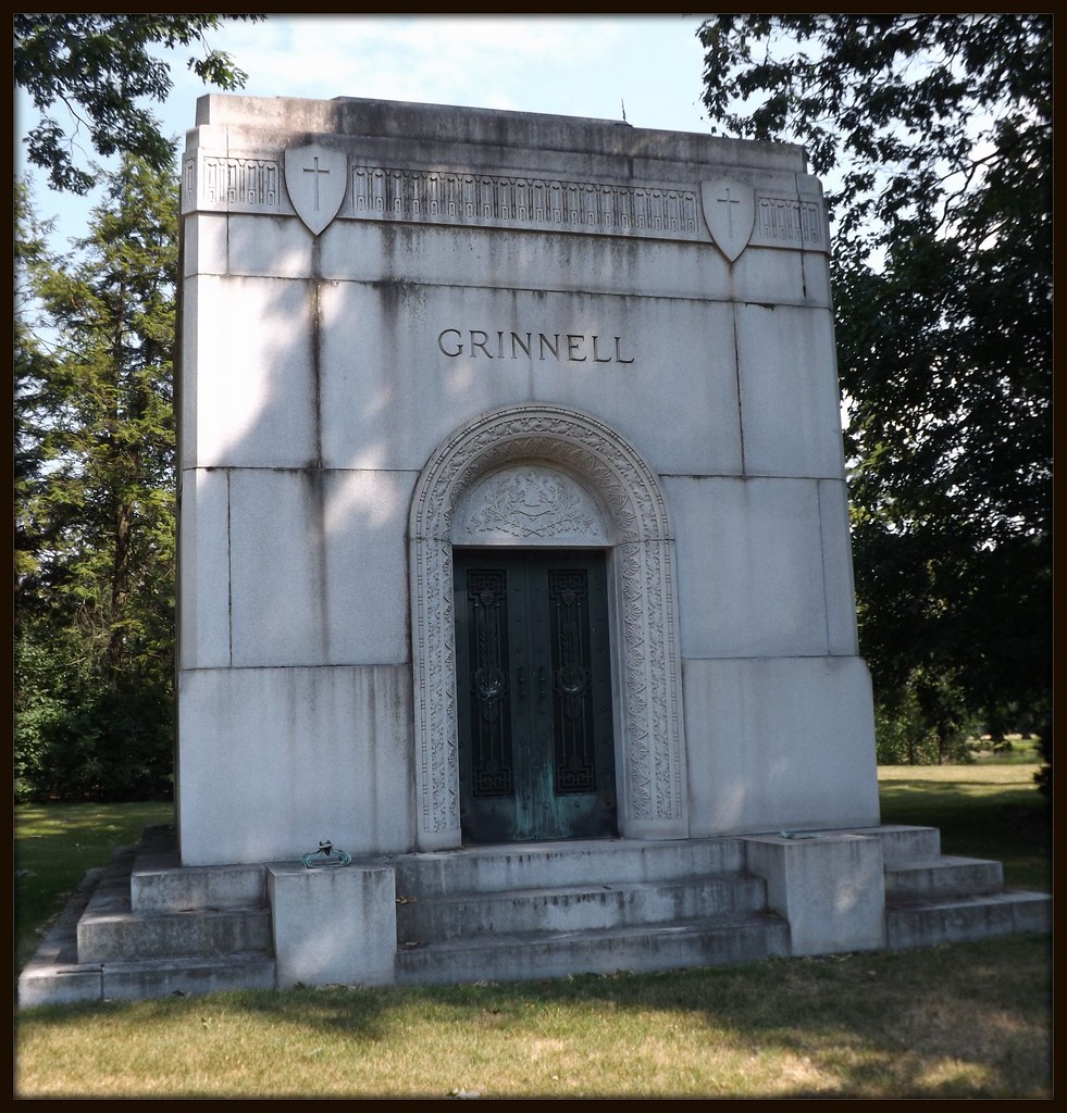 Woodlawn Cemetery Grinnell MausoleumDetroit MI The Grin… Flickr