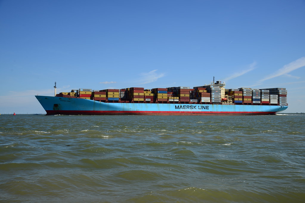 Maersk Kure DST_2776 After leaving its berth at the MPET T… Flickr
