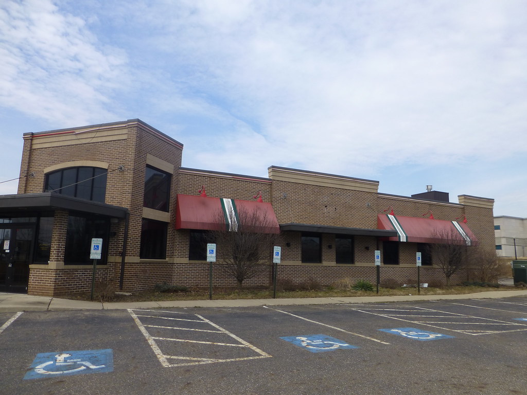 Formerly known as... Damon's Grill This Damon's Grill in S… Flickr