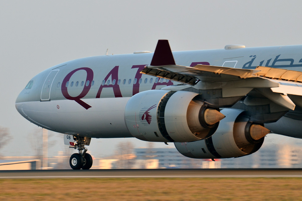 Airbus A340642 MSN715 A7AGB Qatar Airways Numéro de séri… Flickr