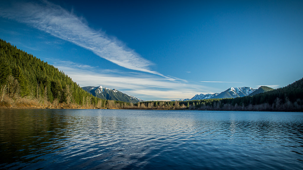 Rattlesnake Lake, North Bend area Paul Heupel Flickr