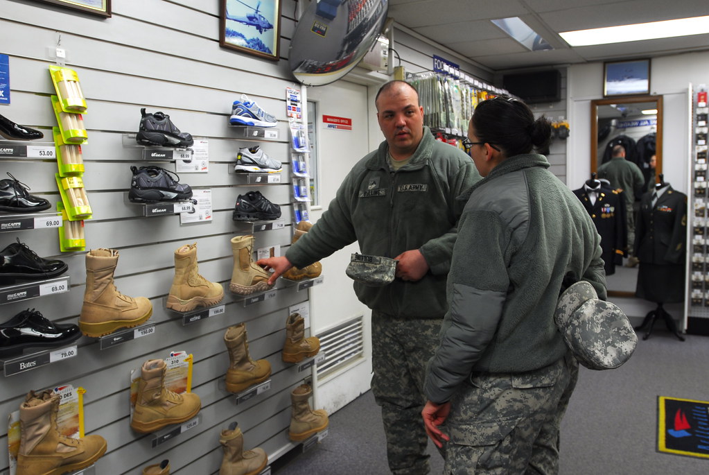 Military Clothing Sales U.S. Army Garrison Humphreys, So… Flickr