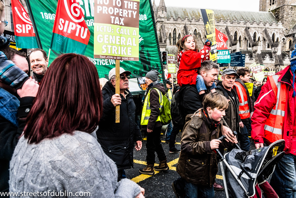 110,000 Throughout Ireland Protested Against 64 Billion Eu… Flickr