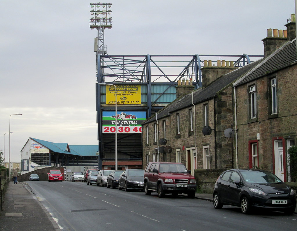 Stark's Park, Kirkcaldy, from Pratt Street jackdeightonsf Flickr