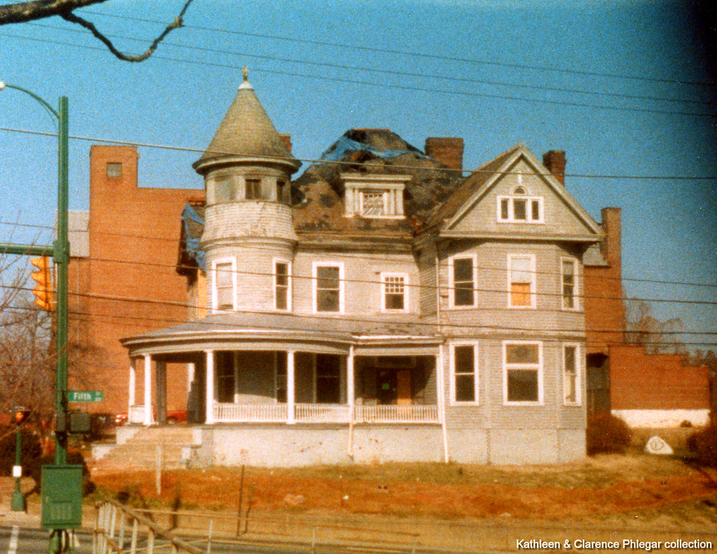 former Fifth Street home Lynchburg, Virginia This old ho… Flickr
