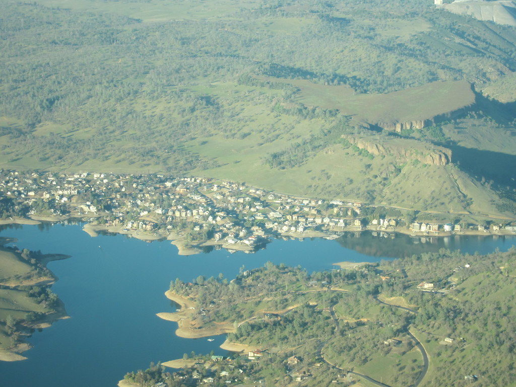 Reservoir Settlements North shore of the Tulloch reservoir… Flickr