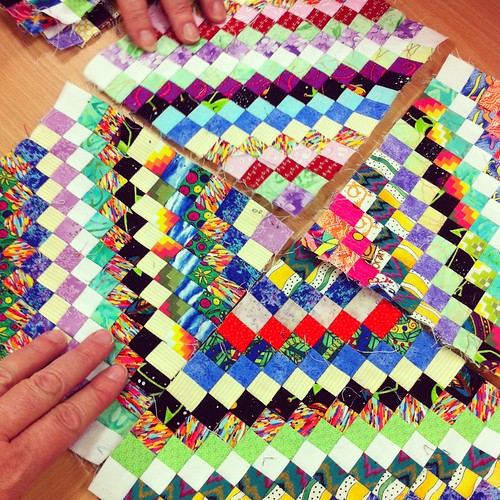 Scrappy Tripalong at the Canberra Quilters Modern Quilt Gr… Flickr